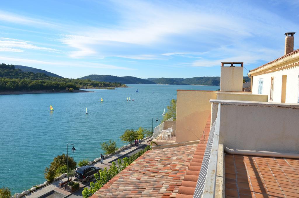 Auberge Du Lac Bauduen Quarto foto