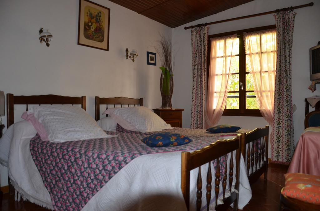 Auberge Du Lac Bauduen Quarto foto